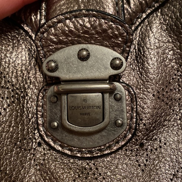 Louis Vuitton Mahina XS in bronze EUC - Picture 3 of 6